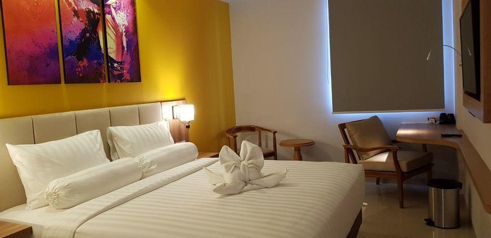 Great Diponegoro Hotel Surabaya Exterior photo
